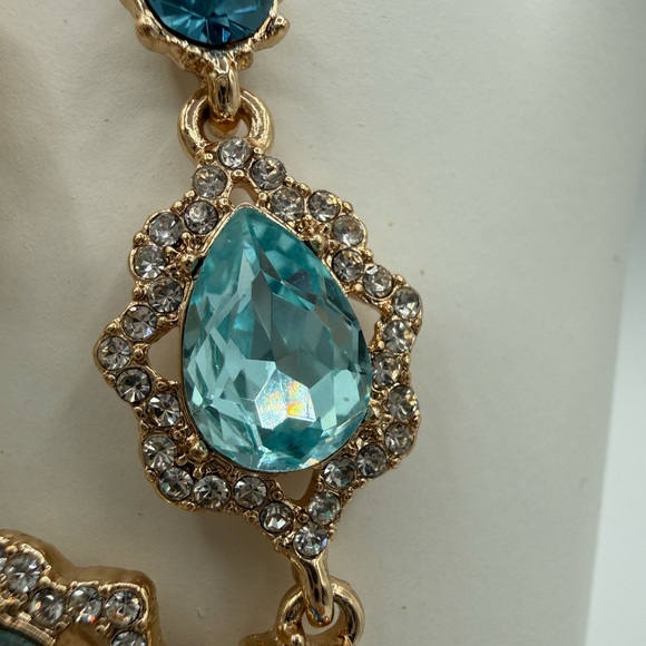 Marchesa Luxury Gold-Tone Bracelet with Aqua & Sapphire Blue Crystals - Picture 6 of 16